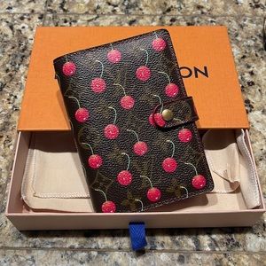 Louis Vuitton agenda
